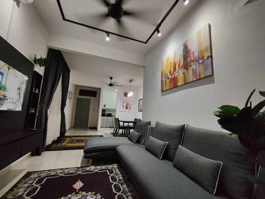 F&H Homestay,Ипох Экстерьер фото